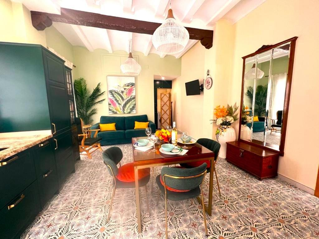 Esmeralda Apartment With Free Private Underground Parking Valenza Esterno foto