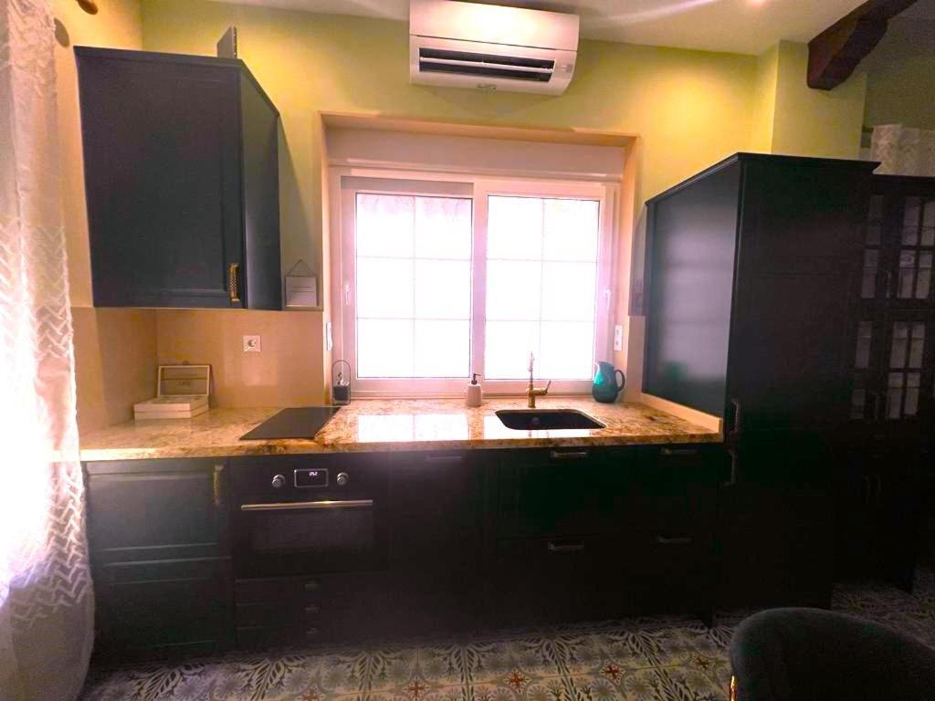 Esmeralda Apartment With Free Private Underground Parking Valenza Esterno foto