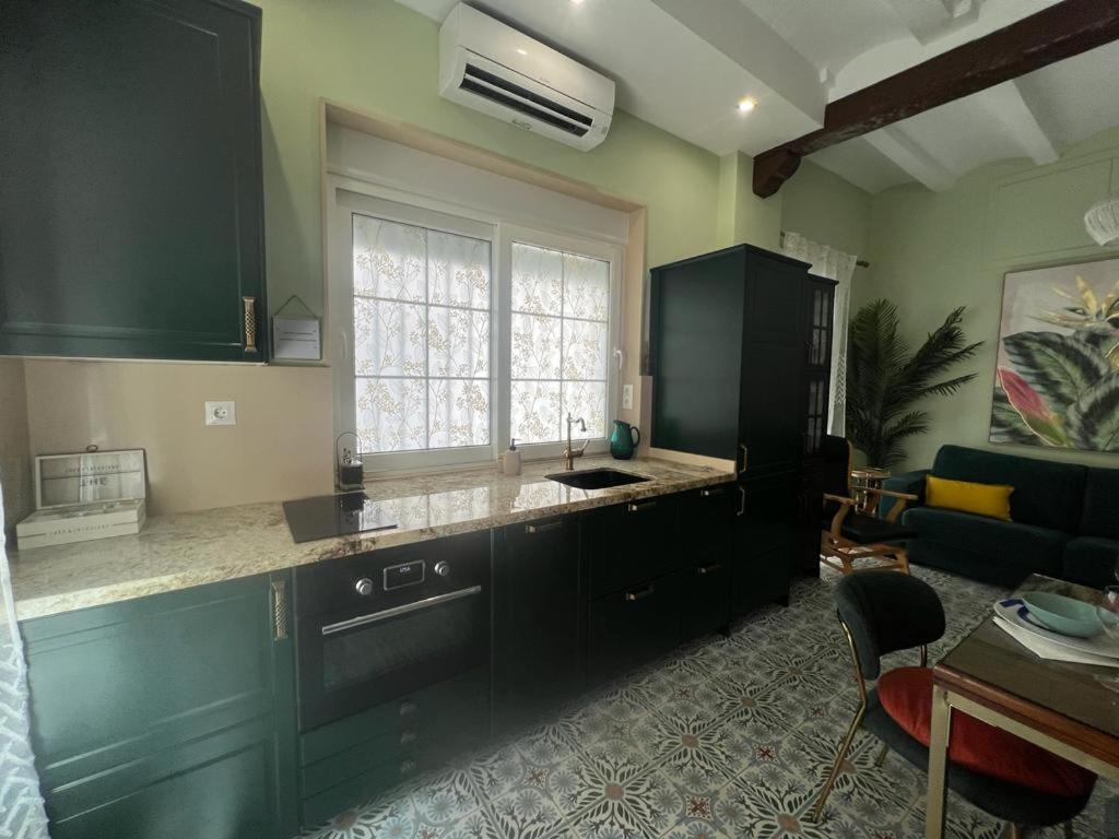 Esmeralda Apartment With Free Private Underground Parking Valenza Esterno foto