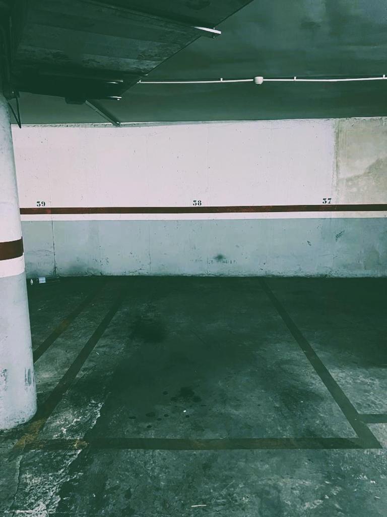 Esmeralda Apartment With Free Private Underground Parking Valenza Esterno foto