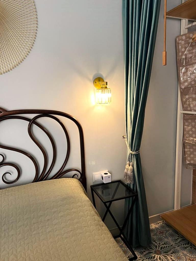 Esmeralda Apartment With Free Private Underground Parking Valenza Esterno foto